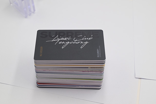 【百乐博】滴胶卡名目多??供主顾多样选择