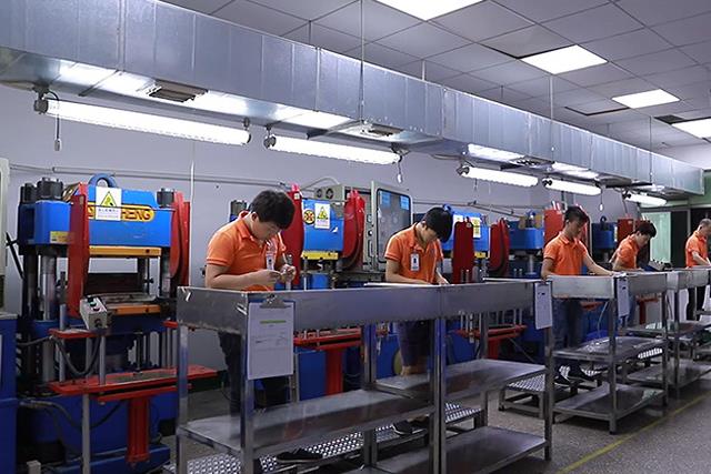 《海原县人民政府》：家门口学手艺，，，，稳就业促增收