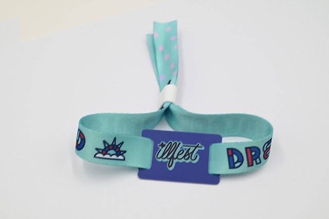 RFID智能充电卡能设密码吗？？？？？？