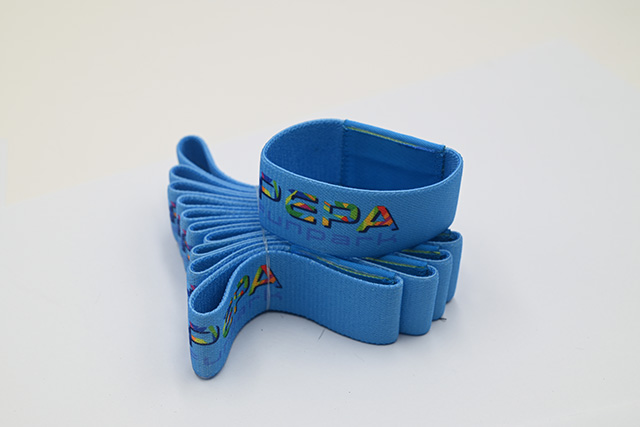 校园卡效劳是一项亲民工程，，，，对住民来说很是利便实惠